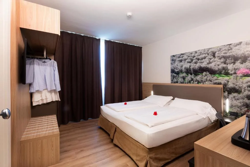 Camera Flessibile — Ambassador Suite Hotel