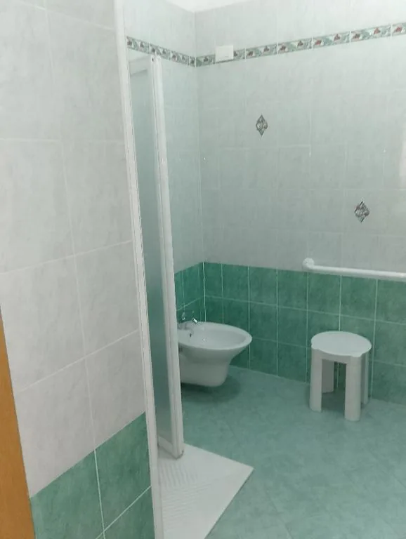King Room with Accessible Guest Access — Hotel Garden