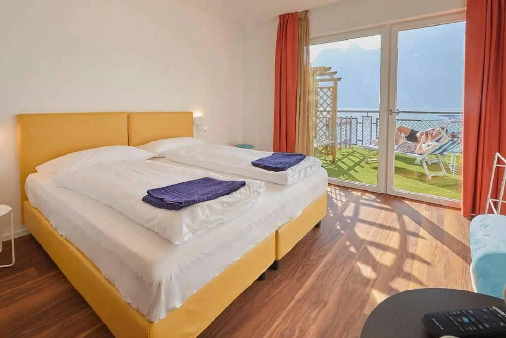 Camera King con Vista Lago — Hotel Paradiso Conca d’Oro