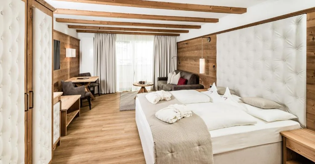 Camera King Deluxe — Savoy Dolomites Luxury & Spa Hotel