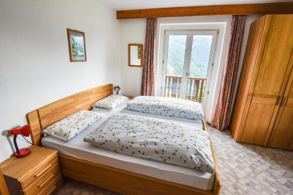 Camera Matrimoniale — Albergo Somont