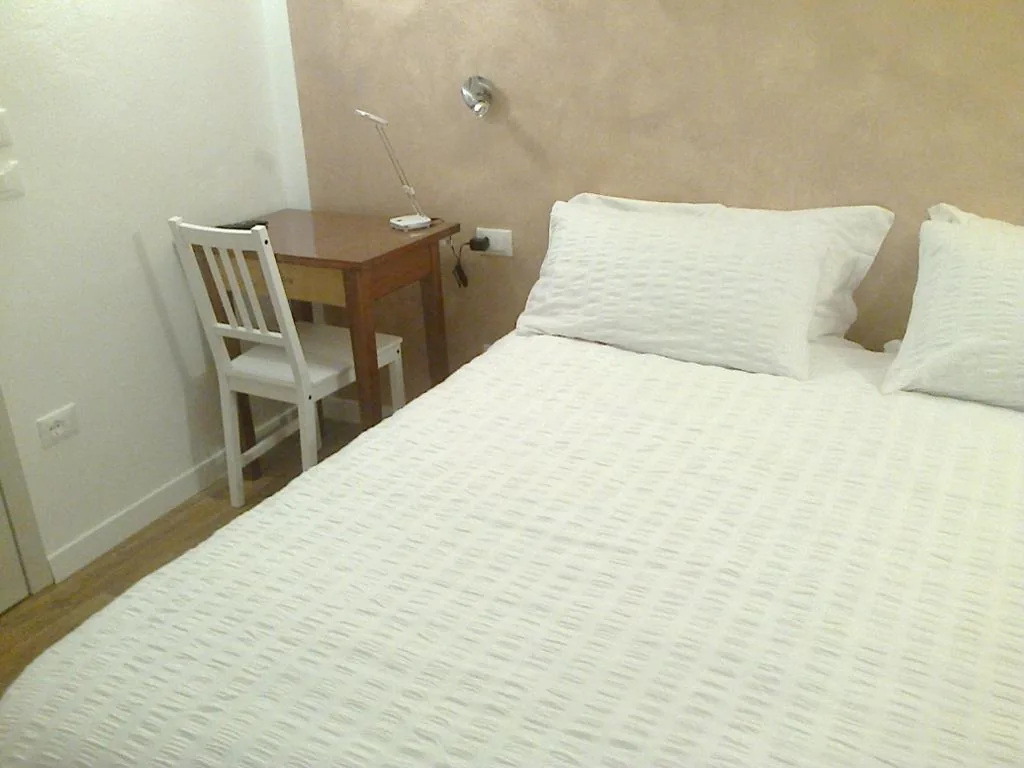 Camera Matrimoniale — B&B The Secret Place