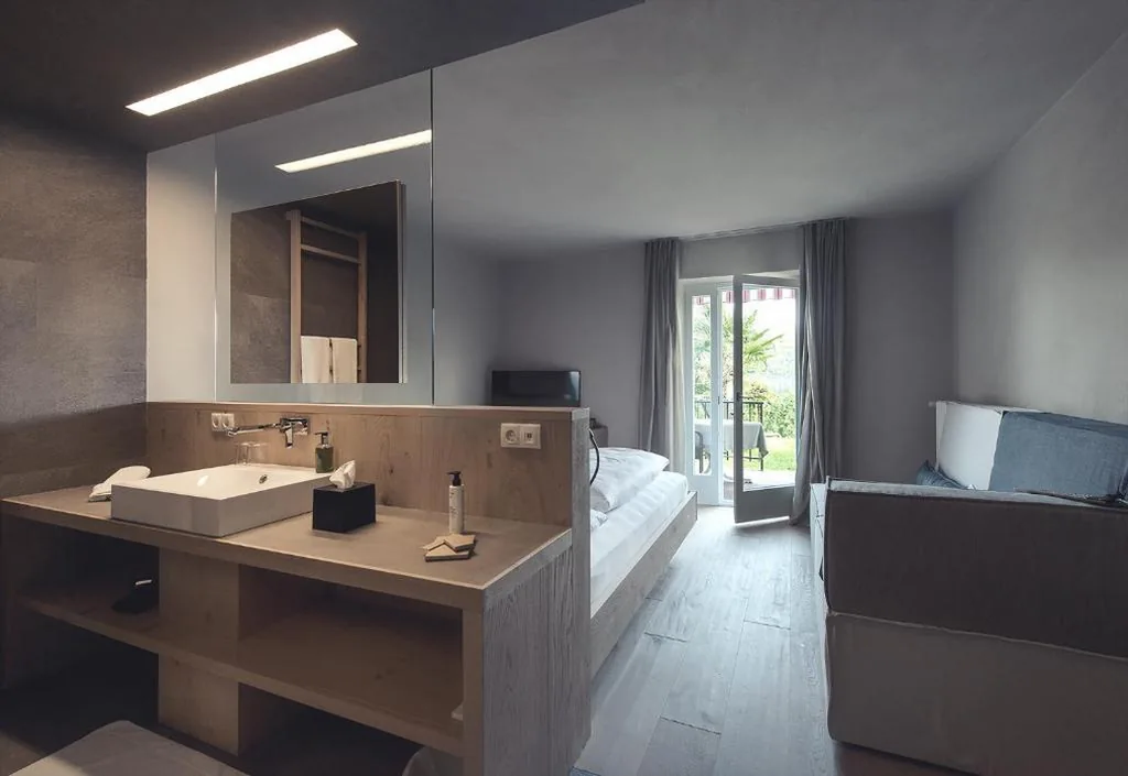 Budget Double Room — Das Wanda