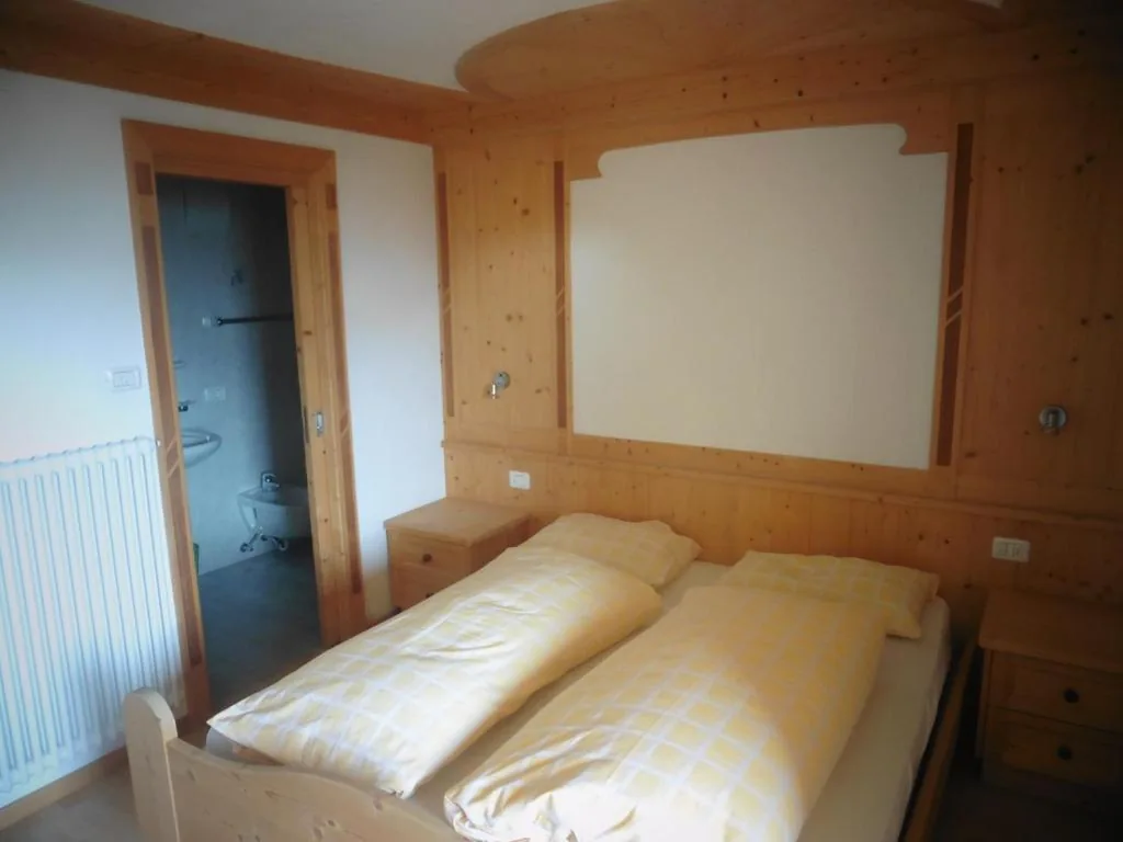 Double Room — Chalet Frapes