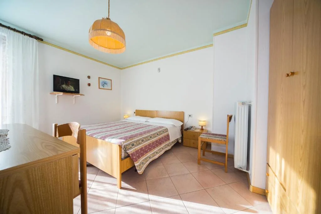 Camera Matrimoniale Classic con Balcone — Hotel Trentino