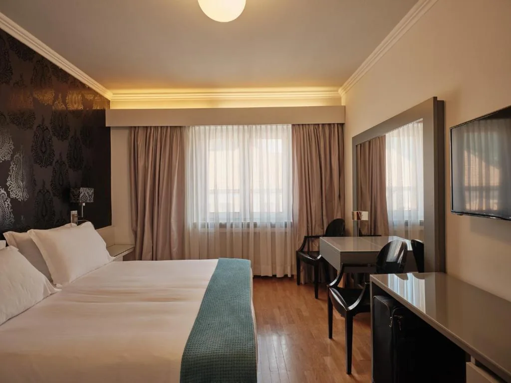 Camera Matrimoniale Classic — Hotel Aurora