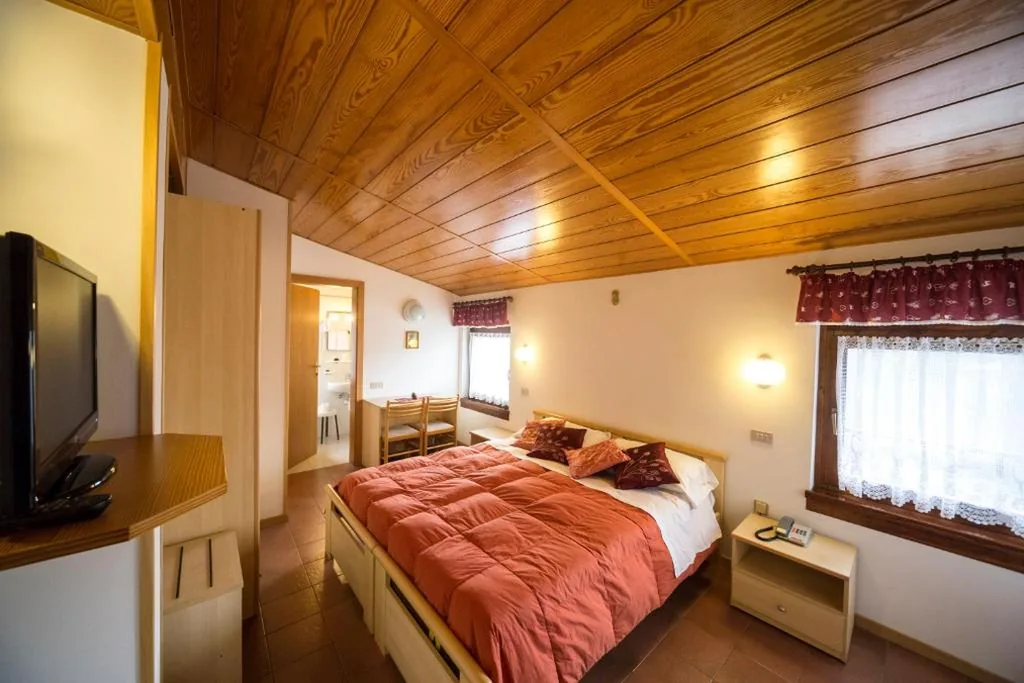 Camera Matrimoniale Classic — Hotel Trentino