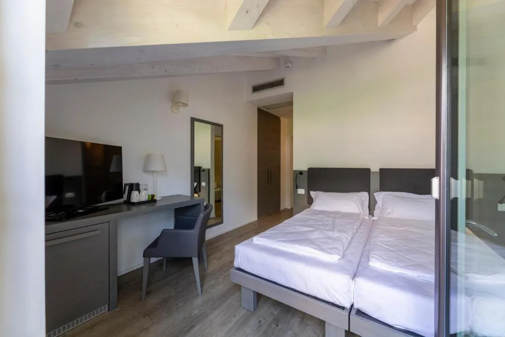 Camera Matrimoniale Classic — My Active Hotel