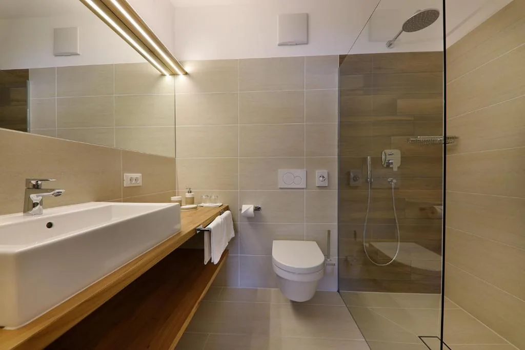 Camera Matrimoniale Comfort con Balcone — Garni Raffein