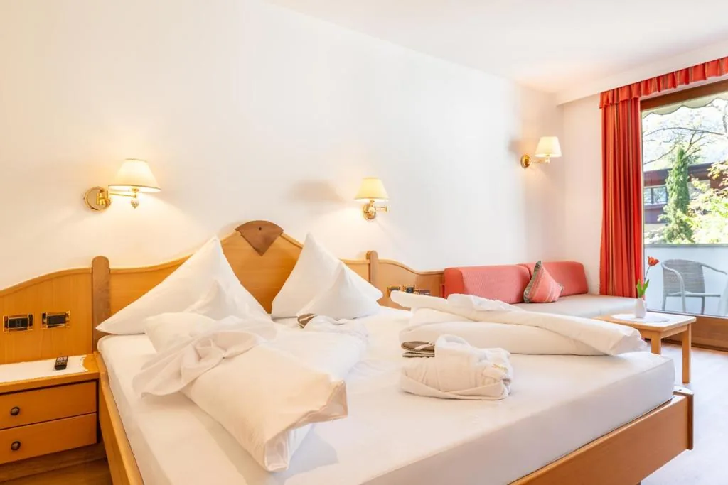 Camera Matrimoniale Comfort con Balcone — Hotel Sittnerhof