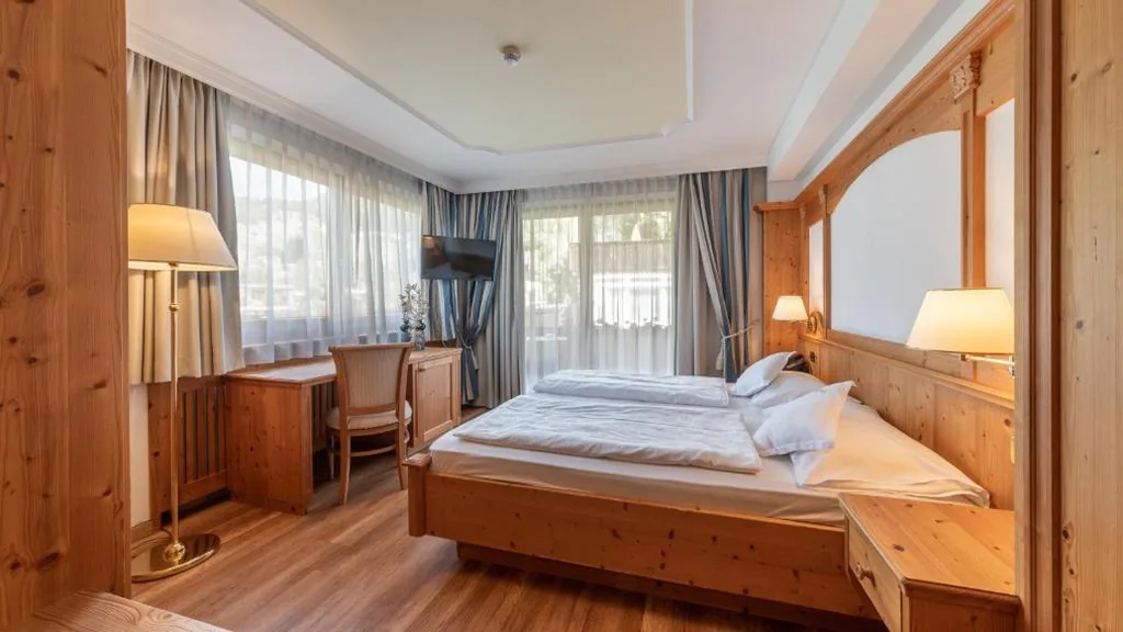 Camera Matrimoniale Comfort — Hotel Armin