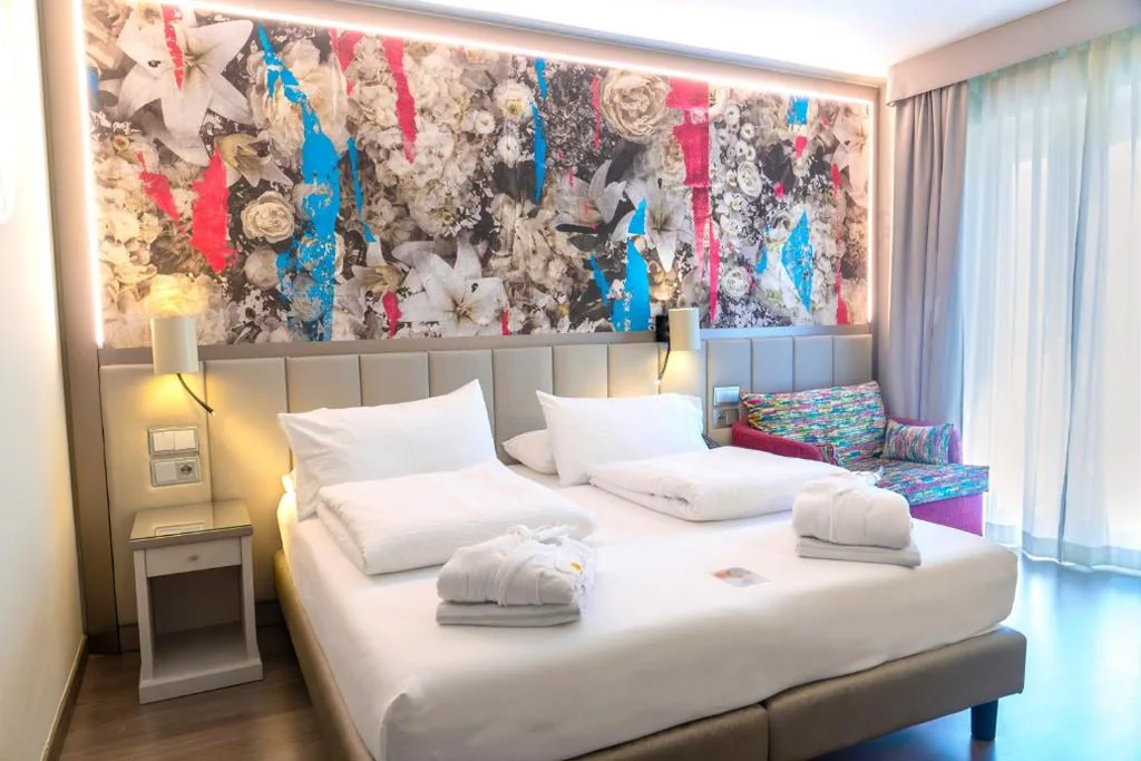 Camera Matrimoniale Comfort — Parc Hotel Flora S