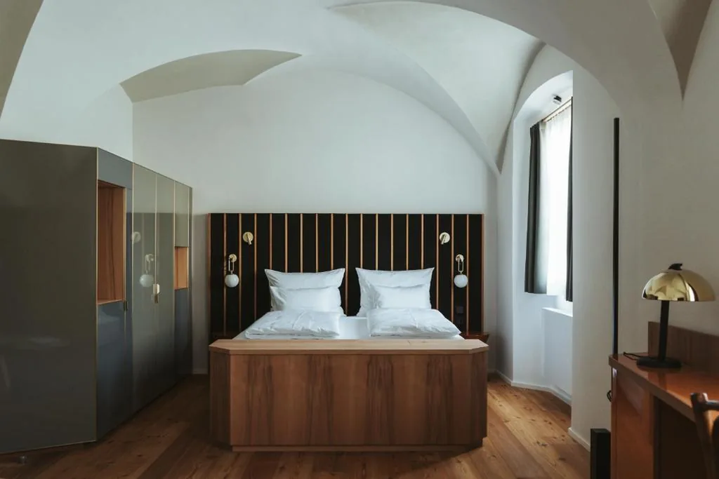 Camera Matrimoniale con Bagno Privato — Arthotel Lasserhaus