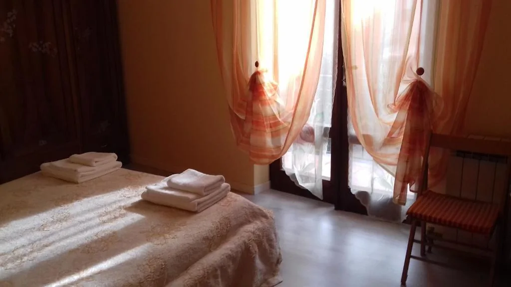 Camera Matrimoniale con Bagno Privato — B&B Al Larice