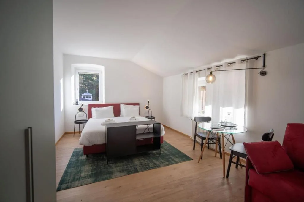 Camera Matrimoniale con Bagno Privato — Guesthouse diWINE