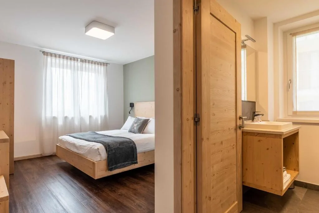 Double Room with Private Bathroom — La Pao Bed and Breakfast