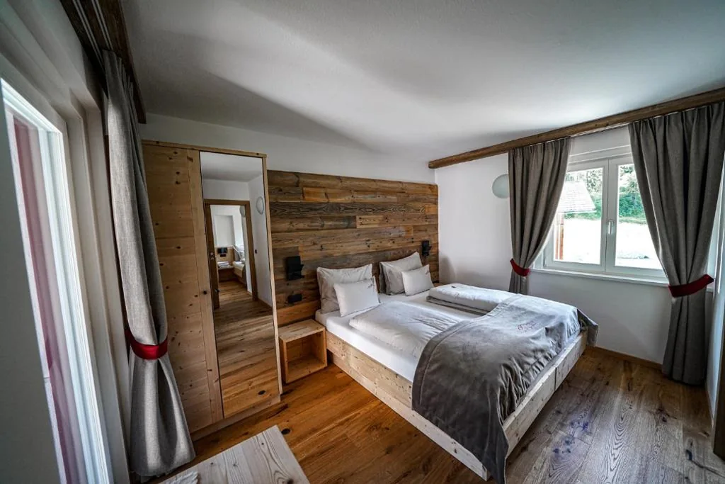 Double Room with Balcony (3 Adults) — Garni Bergblick