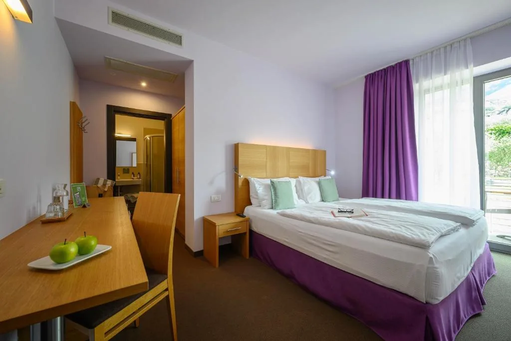 Camera Matrimoniale con Balcone — Active & Family Hotel Gioiosa