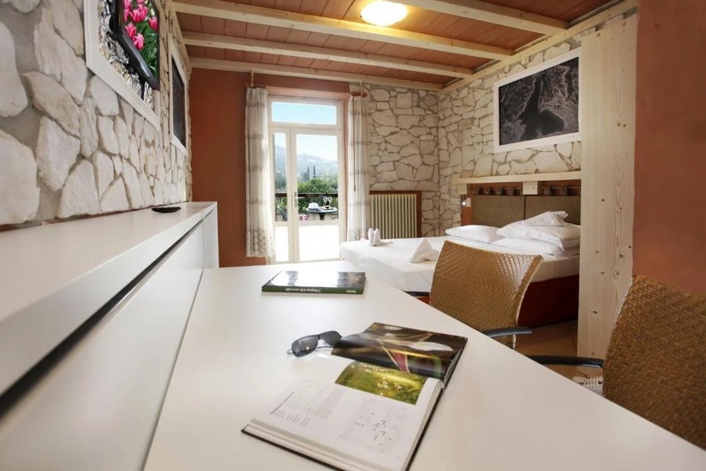 Double Room with Balcony — Albergo Garni Orchidea