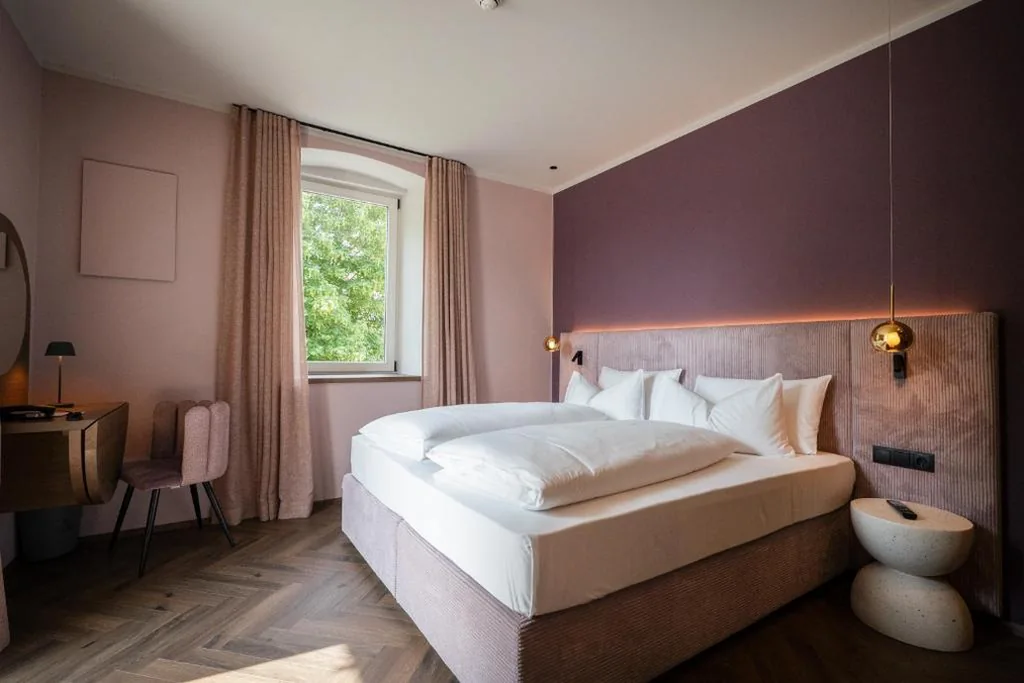 Camera Matrimoniale con Balcone — B&B La Villetta, adults only