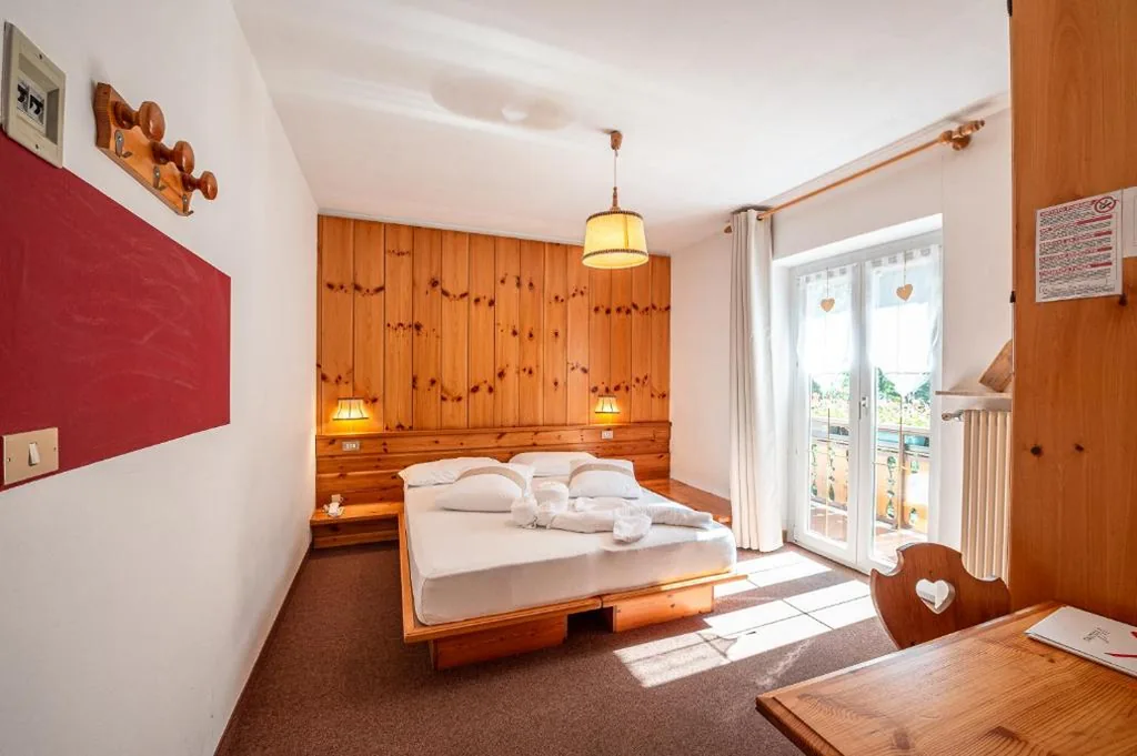 Camera Matrimoniale con Balcone — DaSte’ ex Villa Ruggero