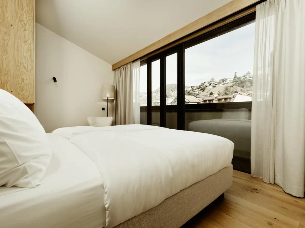 Camera Matrimoniale con Balcone e Vista Panoramica — ADLER Historic Guesthouse