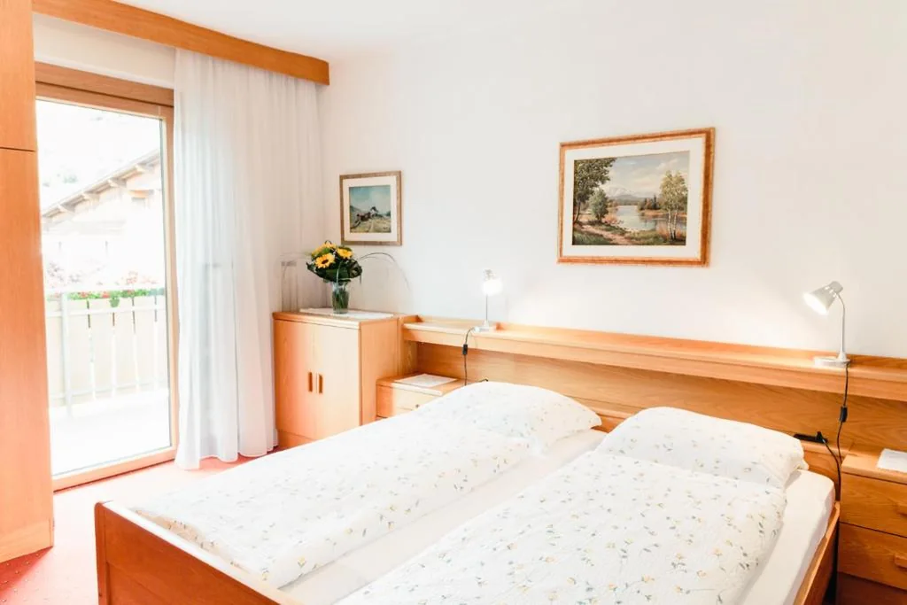 Double Room with Balcony — Felsenegg