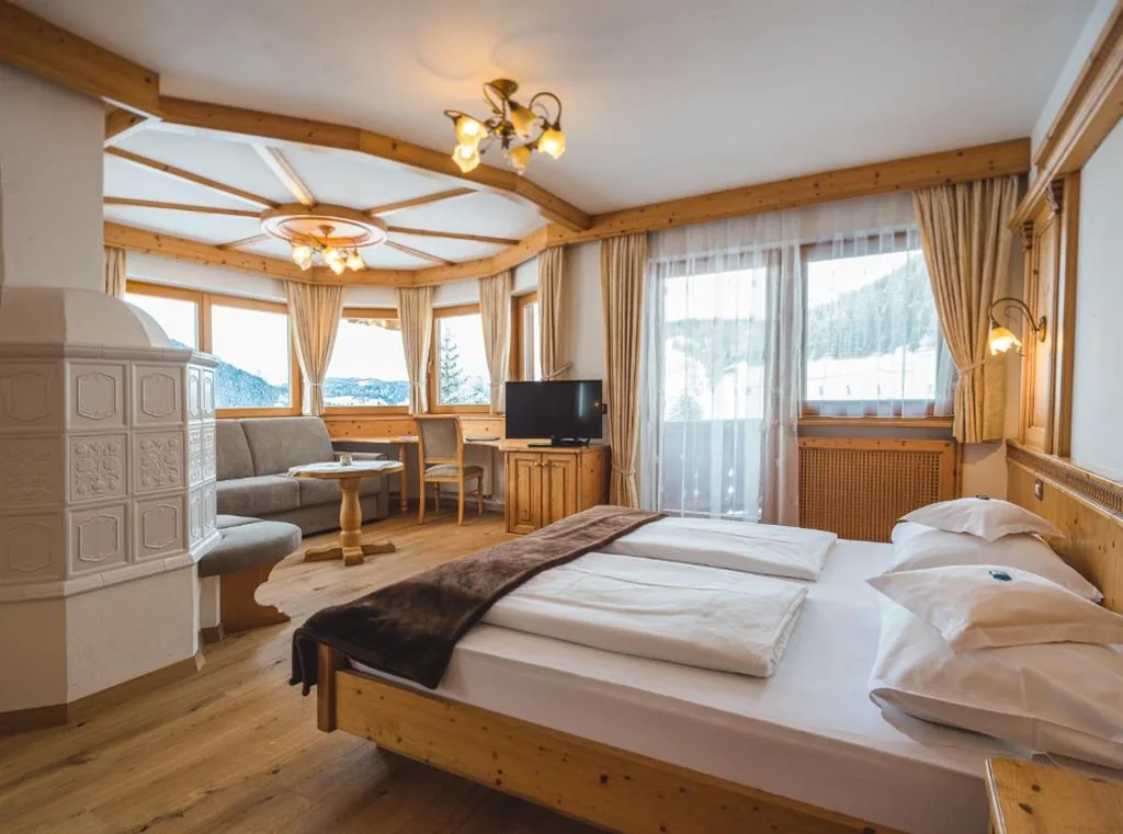 Camera Matrimoniale con Balcone — Garni Hotel Rosengarten B&B