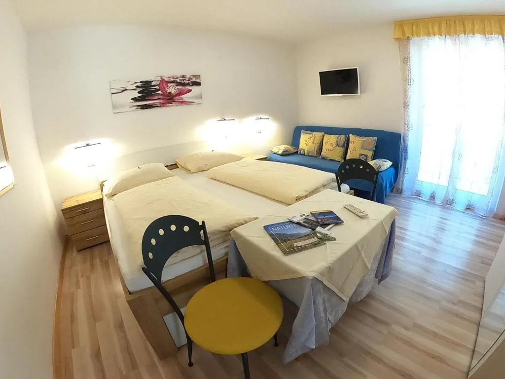 Double Room with Balcony — Garni Sonnblick