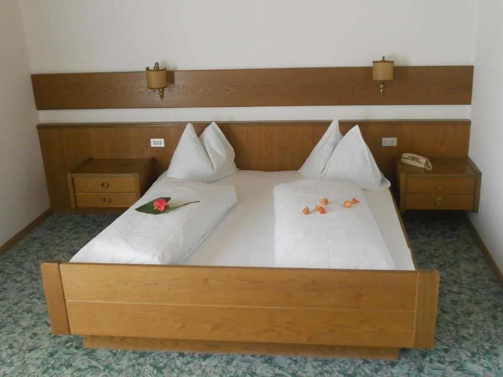 Double Room with Balcony — Garni Unterspeiser