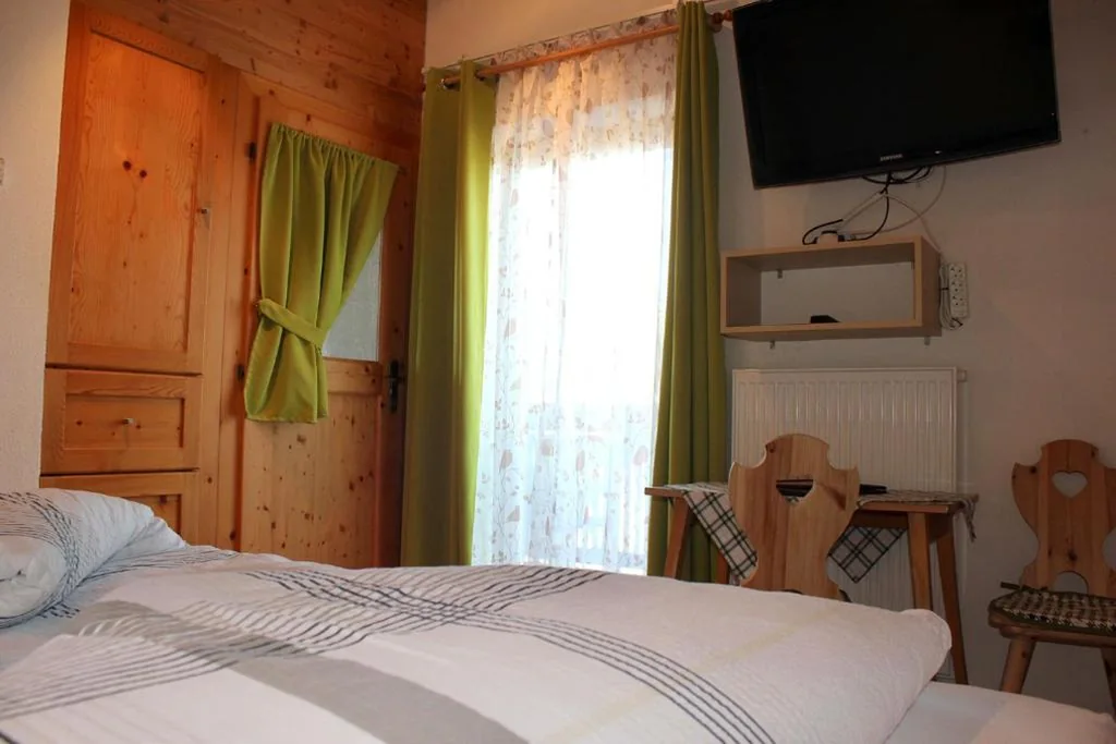 Double Room with Balcony — Gasthaus Oberkirn