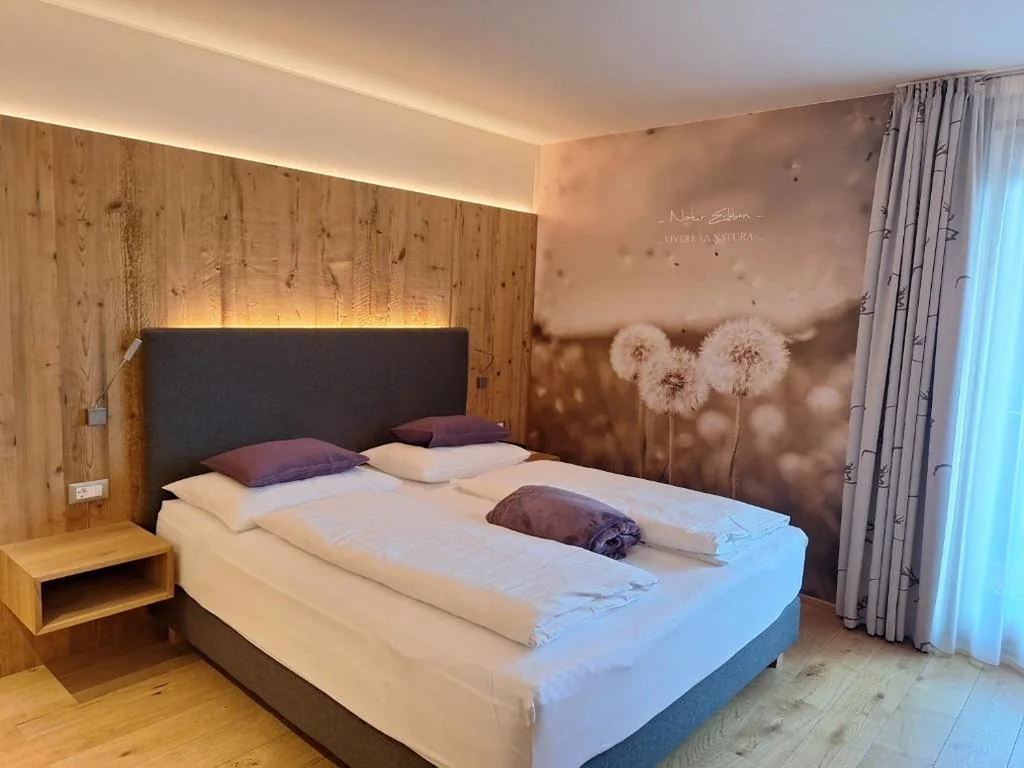 Camera Matrimoniale con Balcone — Hotel Kranebitt B&B