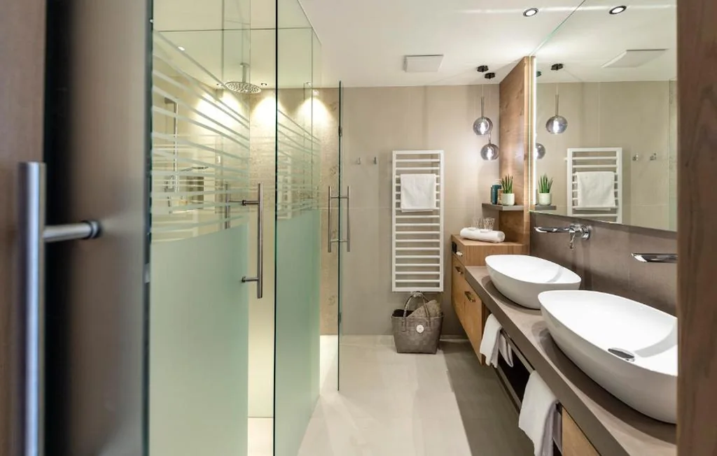 Double Room with Balcony — Hotel Sonnbichl