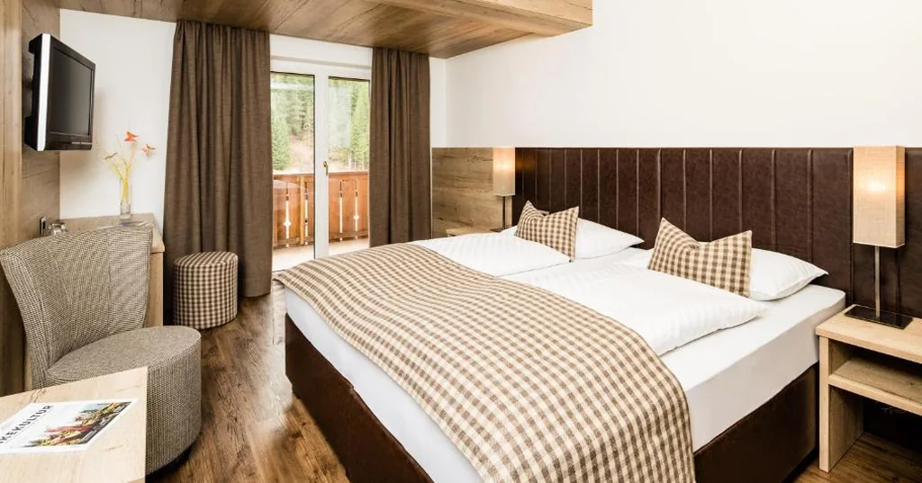 Double Room with Balcony — Linder Cycling Hotel