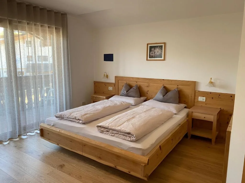 Double Room with Balcony or Terrace — Garni Residence Trocker