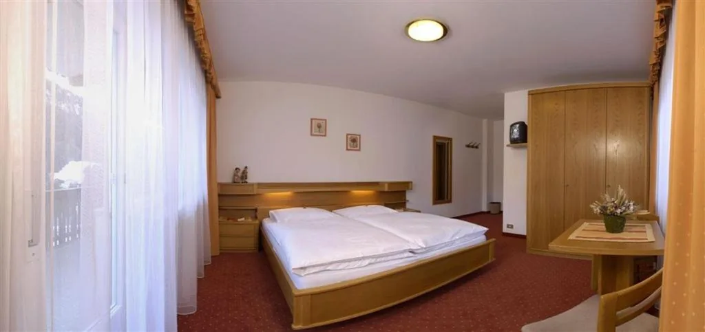Double Room with Balcony — Pension Grohmann