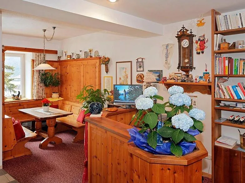 Double Room with Balcony — Pension Villa Claudia Augusta