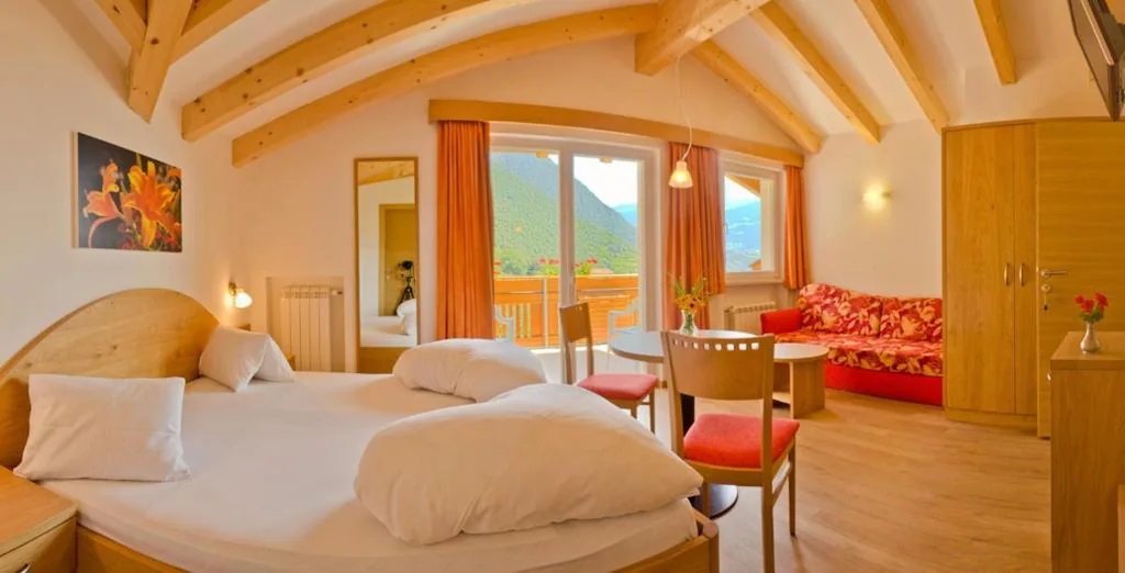 Camera Matrimoniale con Balcone — Plarserhof