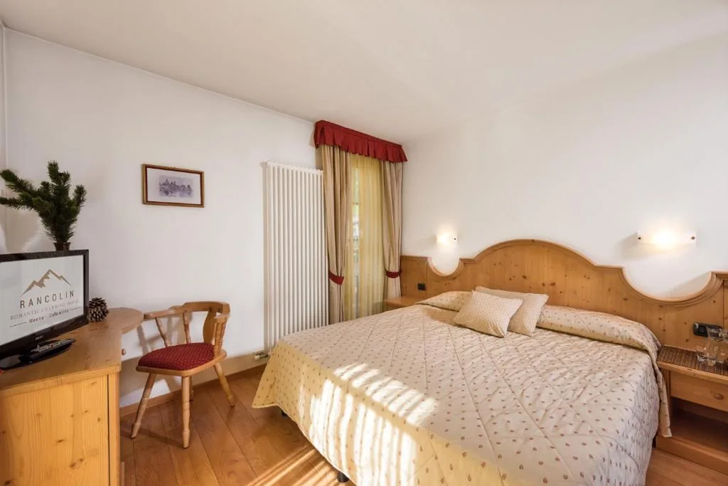Camera Matrimoniale con Balcone — Romantic Charming Hotel Rancolin