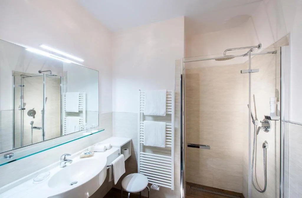 Camera Matrimoniale con Vista — Hotel Tiffany