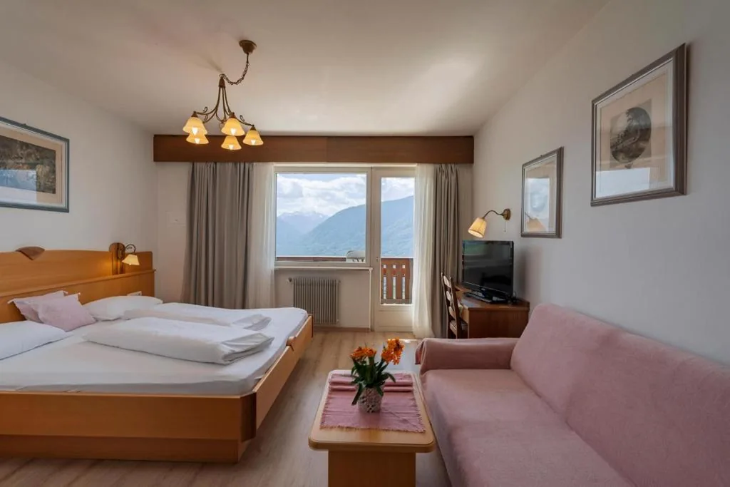 Camera Matrimoniale con Vista Montagna — Panorama Hotel St Georgen