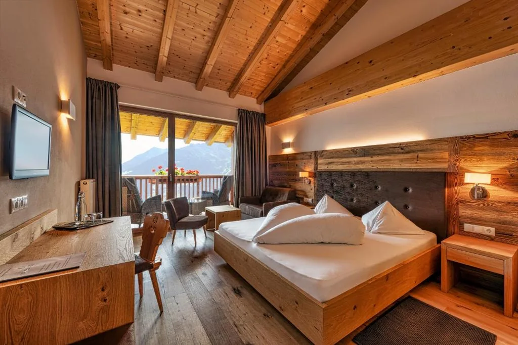 Double Room with Valley View — Mountain Lodge Prennanger
