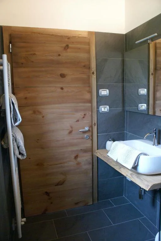 Double Room — Coste del Gaggio – Country House B&B – Garda Trentino
