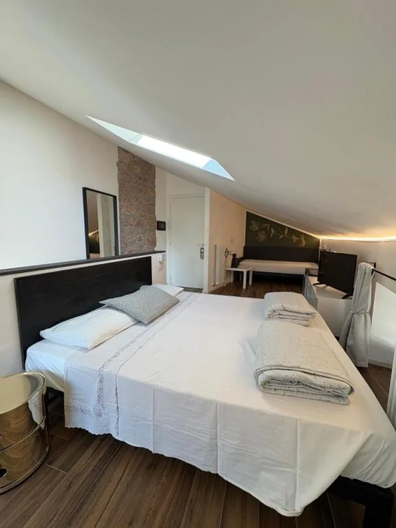 Camera Matrimoniale Deluxe — Casa Pitem