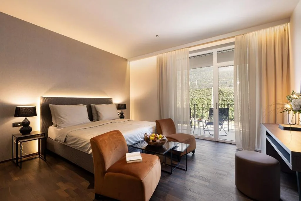 Deluxe Double Room with 1 Extra Bed — Hotel Finkenhof – Feel at home