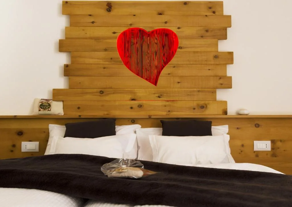Camera Matrimoniale Deluxe con Balcone — Bike Bed&Breakfast Mille Pini