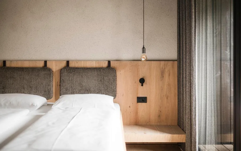 Deluxe Double Room with Balcony — Hotel Krondlhof