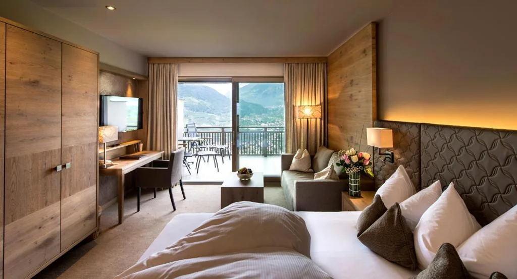 Deluxe Double Room with Balcony — Hotel Sonnbichl