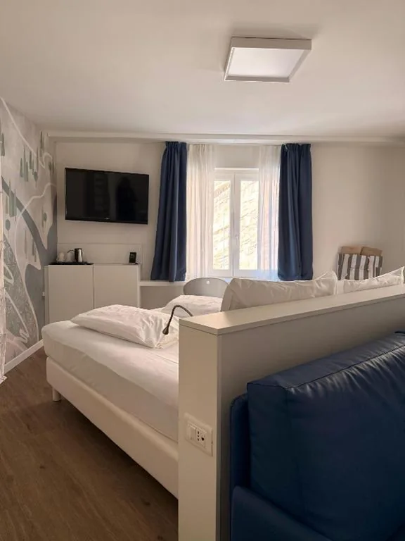 Camera Matrimoniale Deluxe con Terrazza e Vista Lago — MySEELE Garda Active Hotel