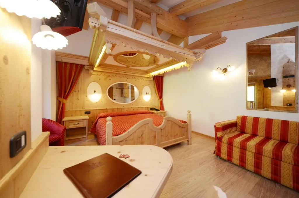 Camera Matrimoniale Deluxe — Hotel La Soldanella